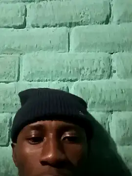 HandsomeBuoyy21 online show from 04.06.26