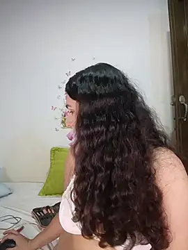 Snapshot of selem_hadid chatting on 01.08.26 selem hadid online show from 01.08.26