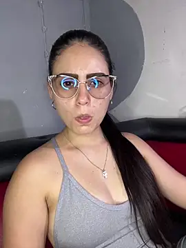 Snapshot of Azuna25 chatting on 02.11.26 Azuna25 online show from 02.11.26