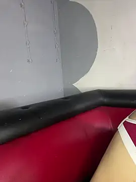 Snapshot of Azuna25 chatting on 02.18.26 Azuna25 online show from 02.18.26