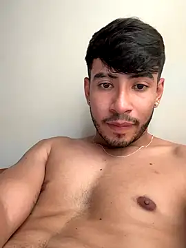 Snapshot of tom_thick chatting on 11.09.25 tom thick online show from 11.09.25