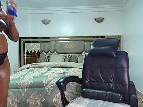 ebony shilly3 online show from 11.26.25