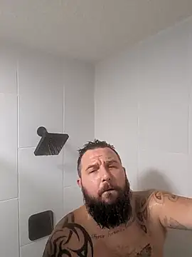 beardedbeasty86 online show from 10.15.25