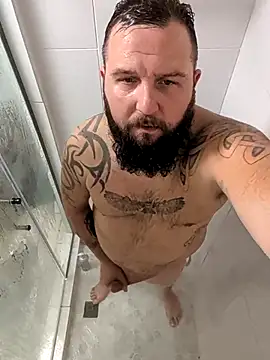 beardedbeasty86 online show from 10.20.25