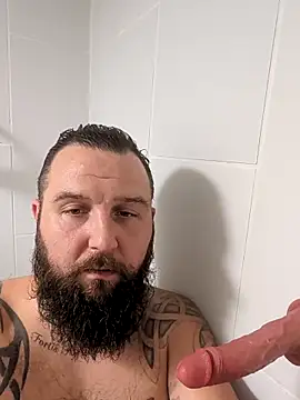 beardedbeasty86 online show from 10.25.25