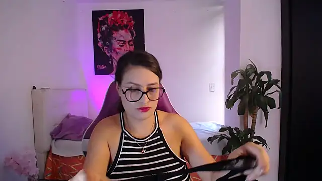 Snapshot of esmeraldaa230 chatting on 02.12.26 esmeraldaa230 online show from 02.12.26