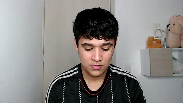 kaiine190 online show from 10.21.25