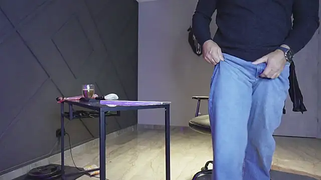 Snapshot of mattmasterss chatting on 11.07.25 mattmasterss online show from 11.07.25