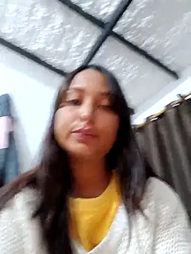 Bonnie Clydeee online show from 12.05.25