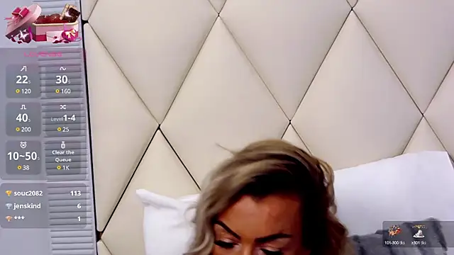 EvieSanders online show from 02.11.25