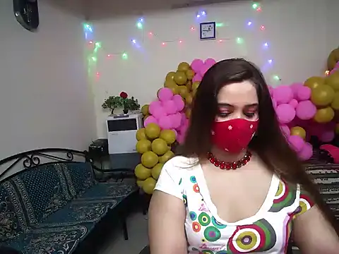 Arushisingh8888 online show from 12.20.24