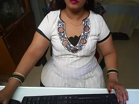 Arushisingh8888 online show from 09.15.25