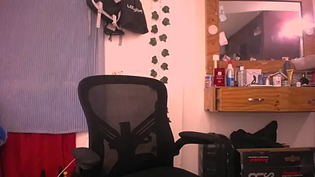 latinhot9631 online show from 04.05.26