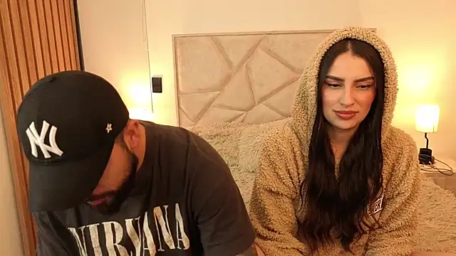 teseo and afroditha  online show from 11.27.25