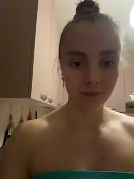 Snapshot of AlisaKissss chatting on 11.07.25 AlisaKissss online show from 11.07.25