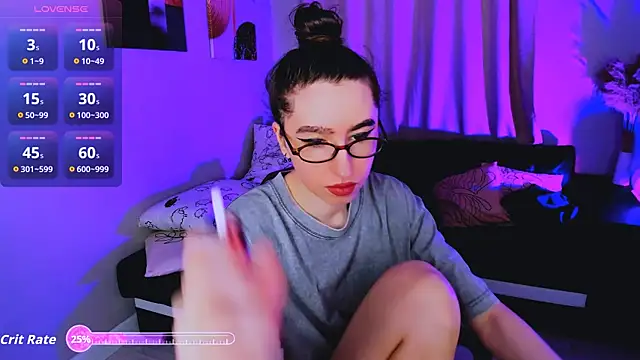 Snapshot of Lily_xBabe chatting on 11.22.25 Lily xBabe online show from 11.22.25