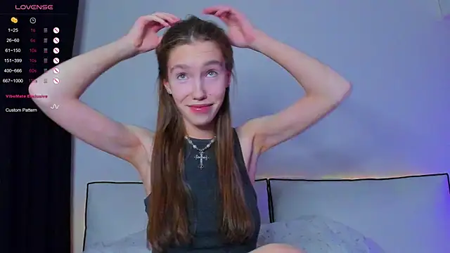 Snapshot of haileyishere chatting on 02.20.25 haileyishere online show from 02.20.25