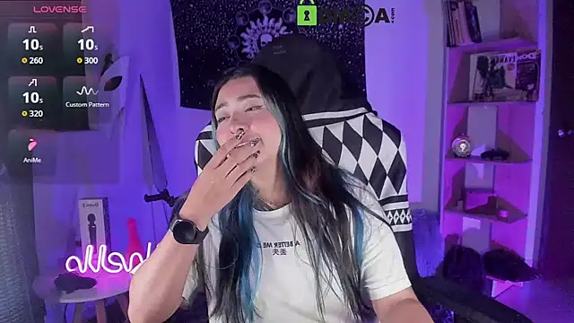 Snapshot of sweetcoralinee chatting on 02.27.26 sweetcoralinee online show from 02.27.26