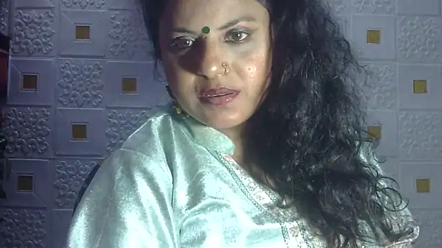 Snapshot of Sexy_komolika chatting on 01.26.25 Sexy komolika online show from 01.26.25