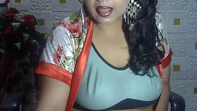 Snapshot of Sexy_komolika chatting on 03.04.25 Sexy komolika online show from 03.04.25