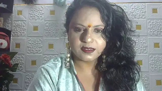 Snapshot of Sexy_komolika chatting on 03.17.25 Sexy komolika online show from 03.17.25