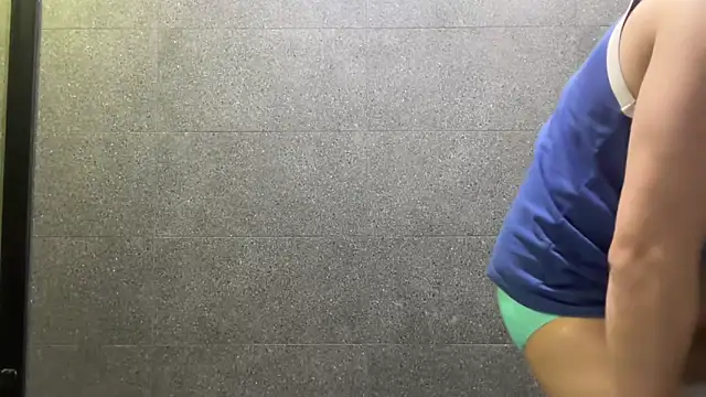 taka32204 online show from 12.14.25