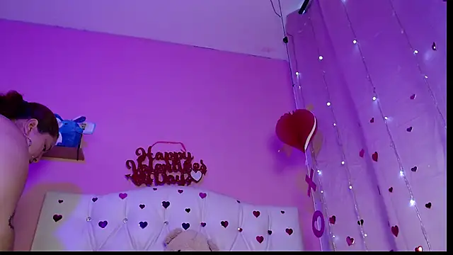 Snapshot of HECATE_23 chatting on 02.17.26 HECATE 23 online show from 02.17.26