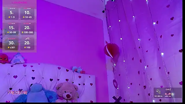 Snapshot of HECATE_23 chatting on 03.10.26 HECATE 23 online show from 03.10.26