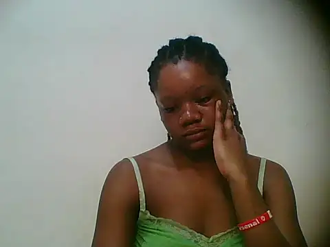 HotJeylee online show from 11.12.25