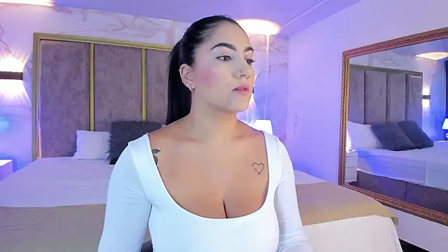 PaulinaDuarte online show from 03.08.26