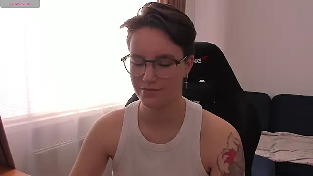 JessieFlower online show from 04.02.26