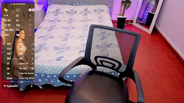 Lana stone  online show from 03.27.26