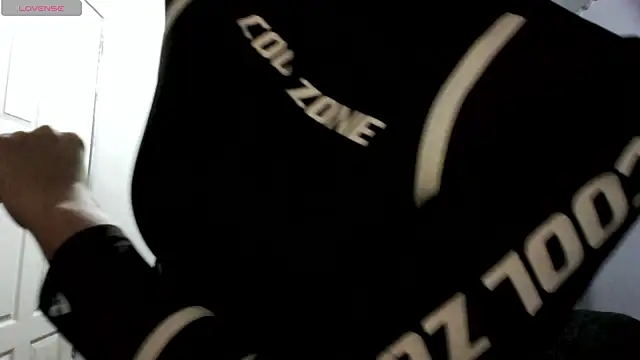 linzeysmith4 online show from 04.13.26