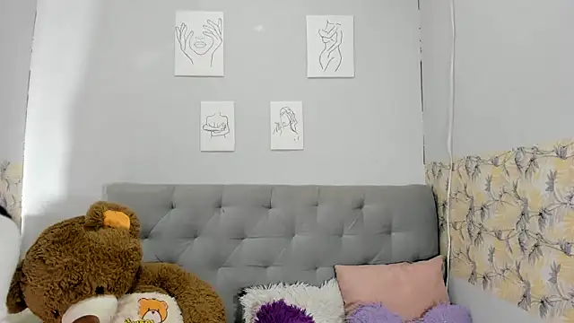 Emma-Wilson online show from 01.09.25