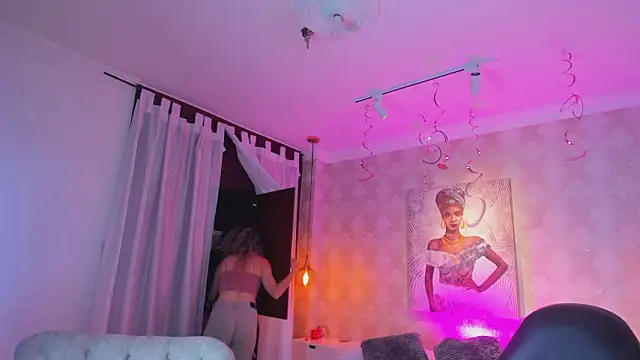 Shantall   online show from 02.07.26