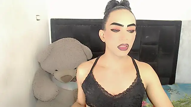 Snapshot of Michell_Queen chatting on 02.05.25 Michell Queen online show from 02.05.25