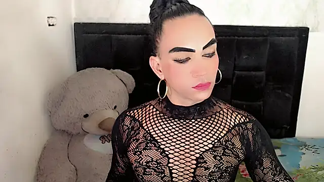 Michell Queen online show from 11.23.25