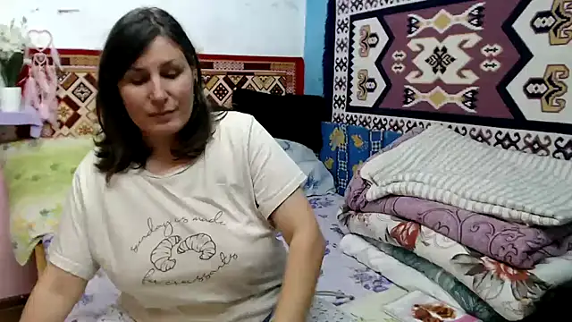 Snapshot of AdelineBlueEyes chatting on 11.24.25 AdelineBlueEyes online show from 11.24.25