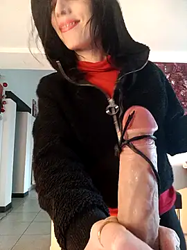 freyamoret online show from 12.18.24