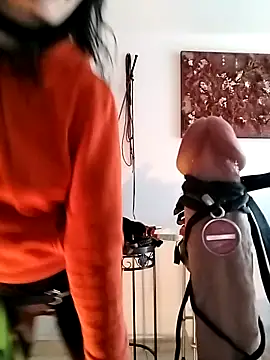 freyamoret online show from 01.03.25