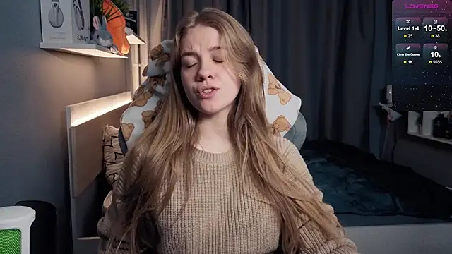 Snapshot of candy_maggie chatting on 02.01.25 candy maggie online show from 02.01.25