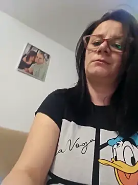 Snapshot of KristenVega chatting on 02.27.25 KristenVega online show from 02.27.25