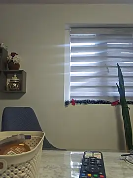 Snapshot of KristenVega chatting on 11.28.25 KristenVega online show from 11.28.25