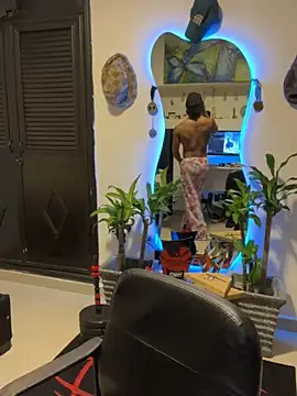 Young laroi online show from 12.04.24