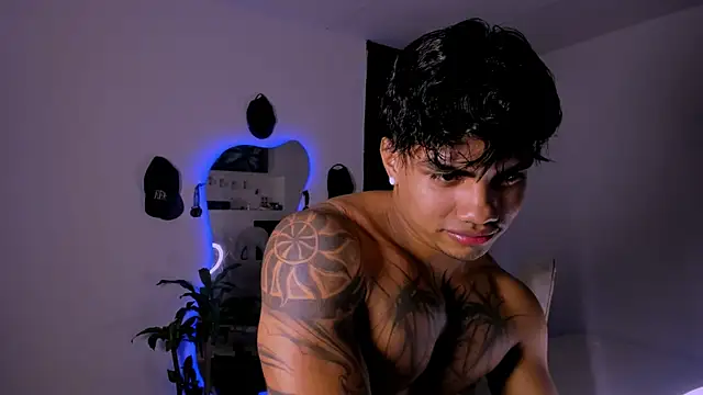 Young laroi online show from 01.18.25