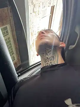 Snapshot of _Tomy08calderon chatting on 10.29.25 Tomy08calderon online show from 10.29.25