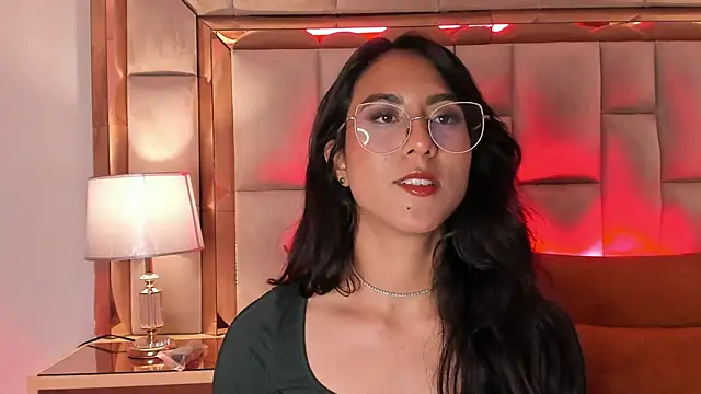 DaraBeckett online show from 01.28.25