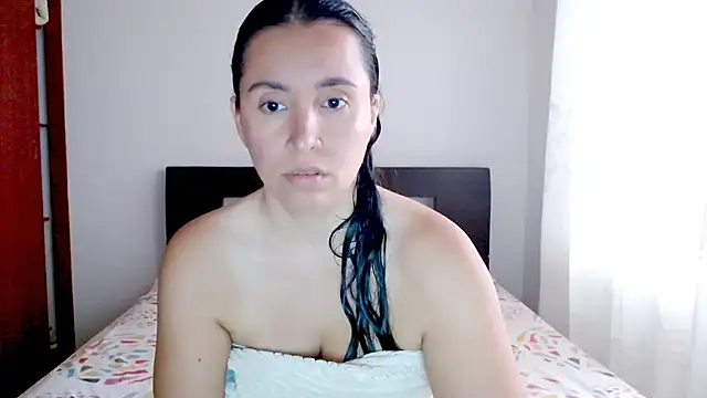 emely sexx20 online show from 10.11.25
