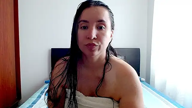 emely sexx20 online show from 10.14.25