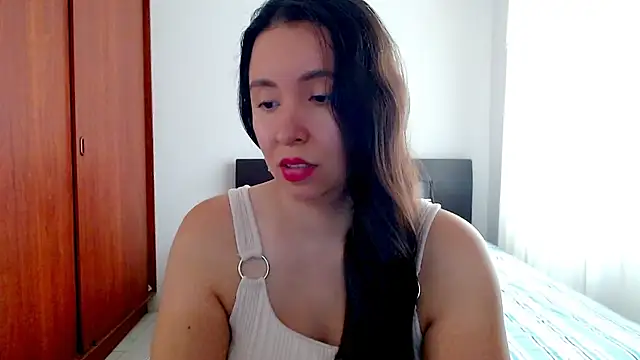 emely sexx20 online show from 11.29.25